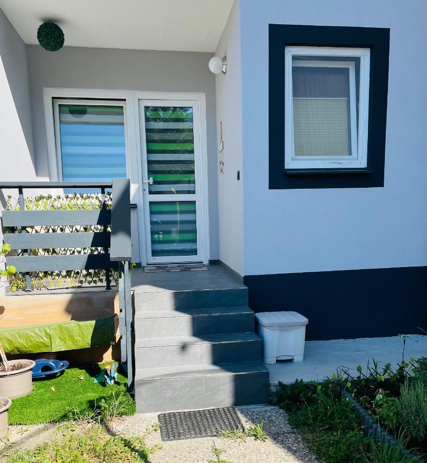 Wehr Orchidee Apartment Exteriör bild